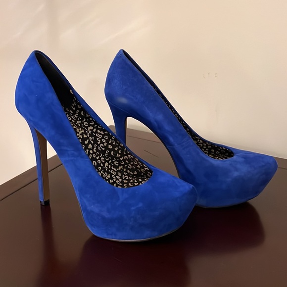 Jessica Simpson - Picture 2 of 8